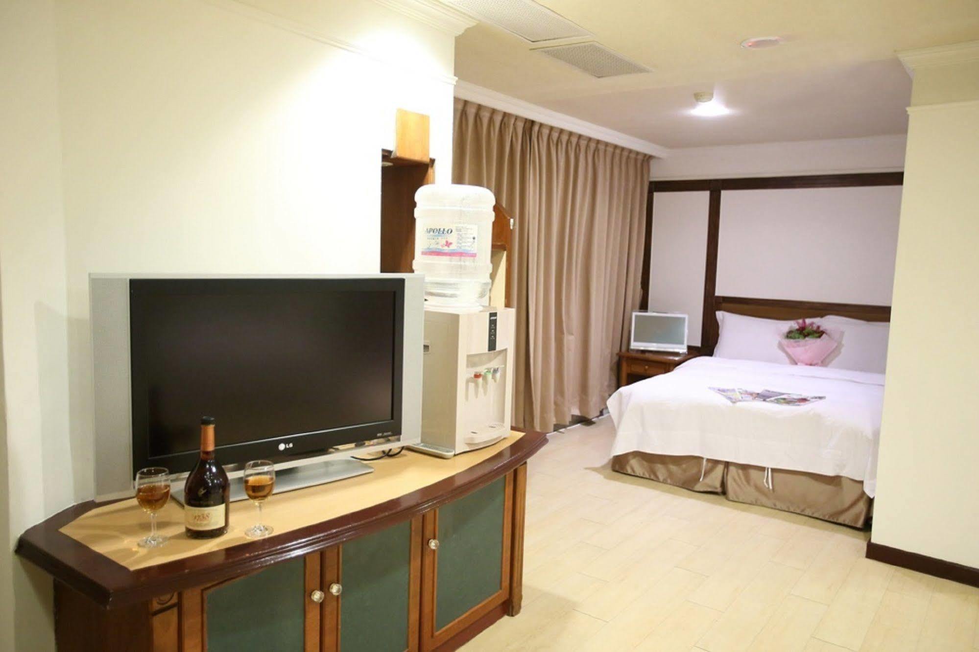 Hotel 享平方文旅 Douliu Esterno foto