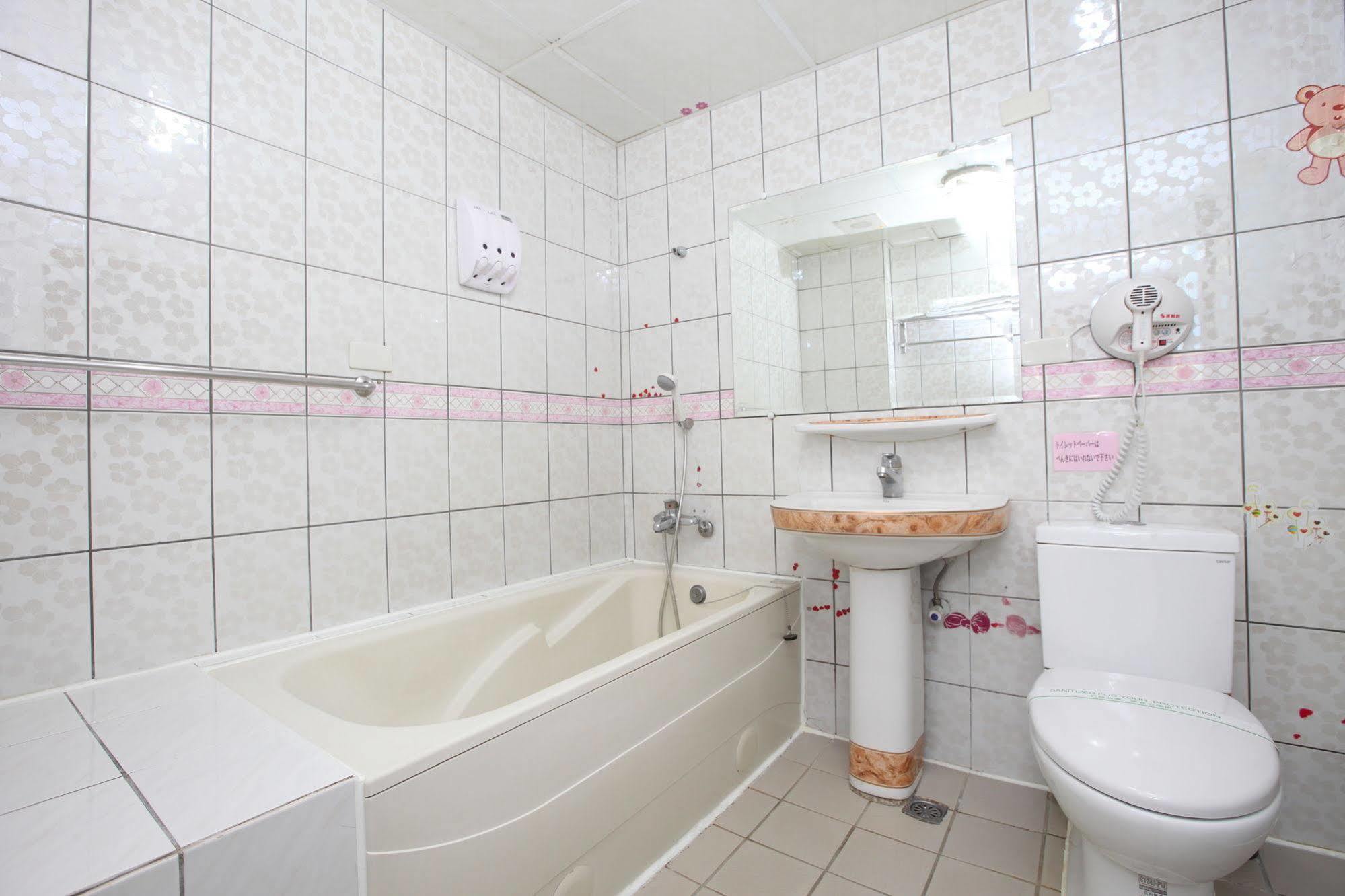 Hotel 享平方文旅 Douliu Esterno foto