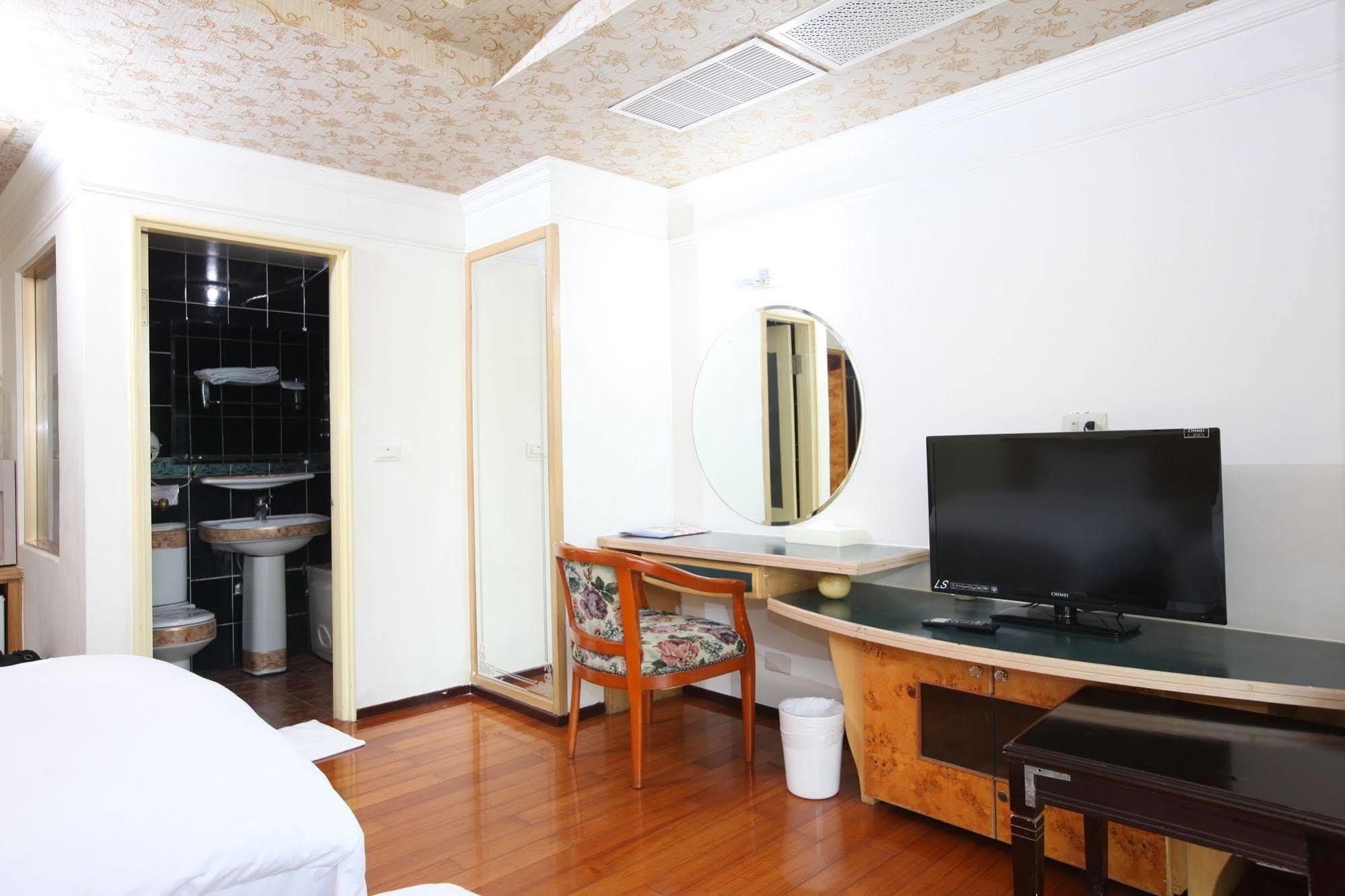 Hotel 享平方文旅 Douliu Esterno foto
