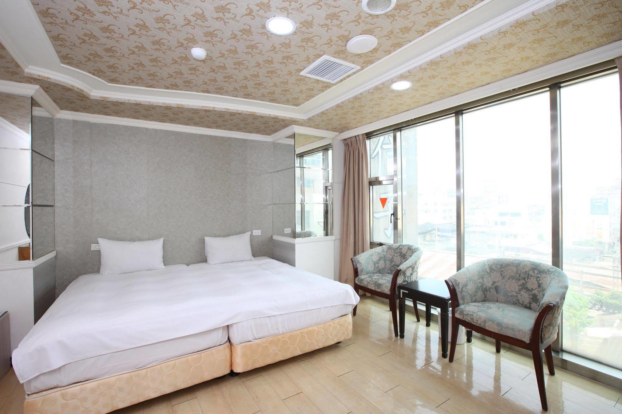 Hotel 享平方文旅 Douliu Esterno foto
