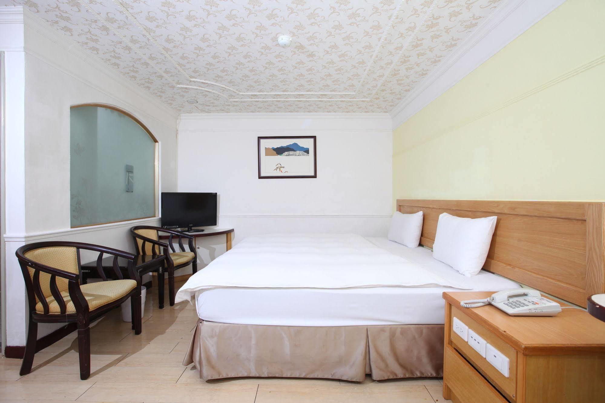 Hotel 享平方文旅 Douliu Esterno foto
