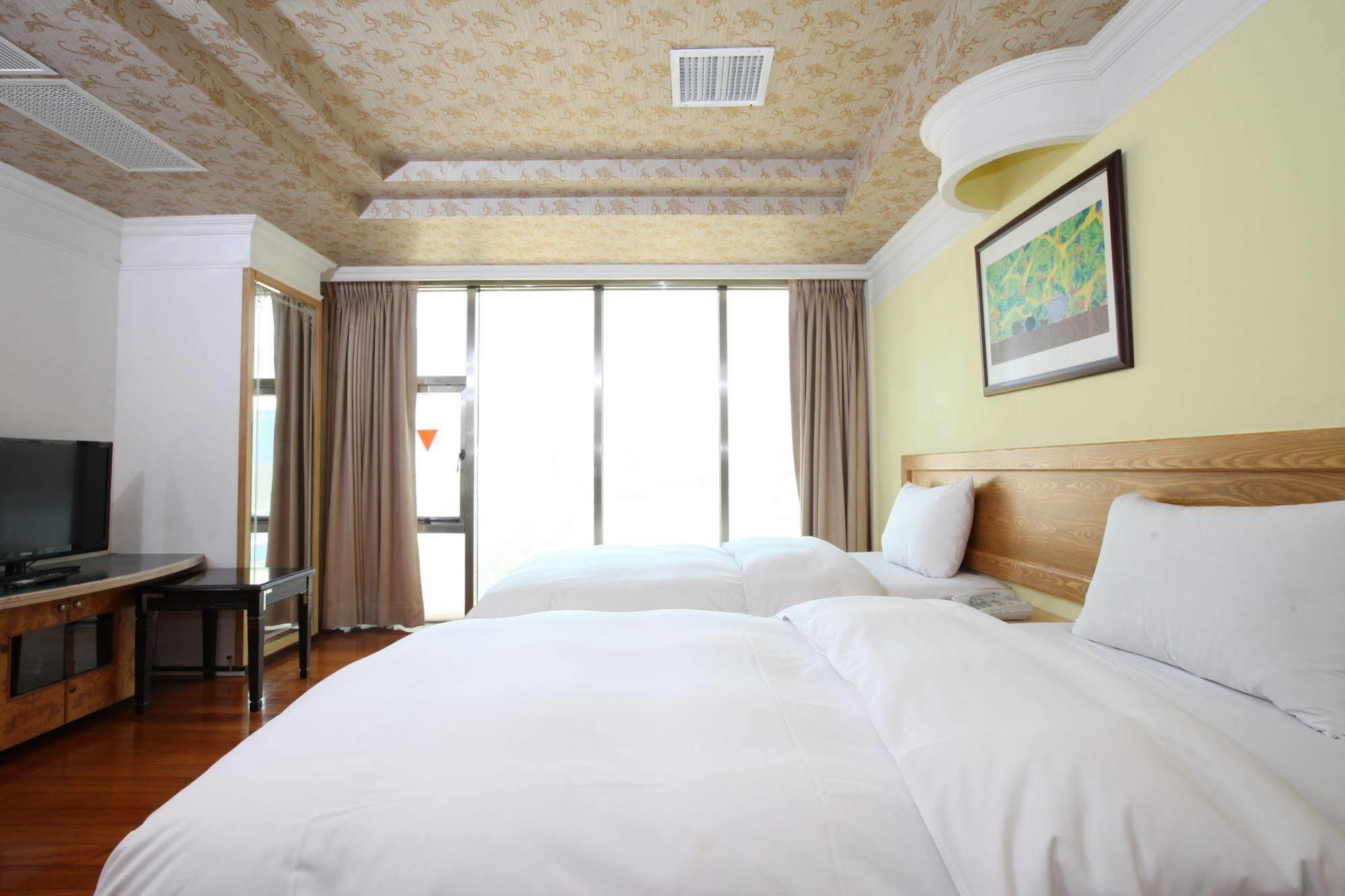 Hotel 享平方文旅 Douliu Esterno foto